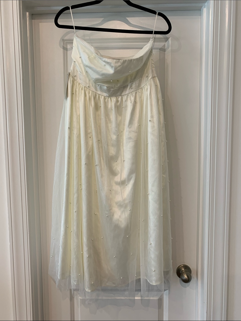 Anna Grace Ivory-White Satin Trim Formal midi dress L NWT